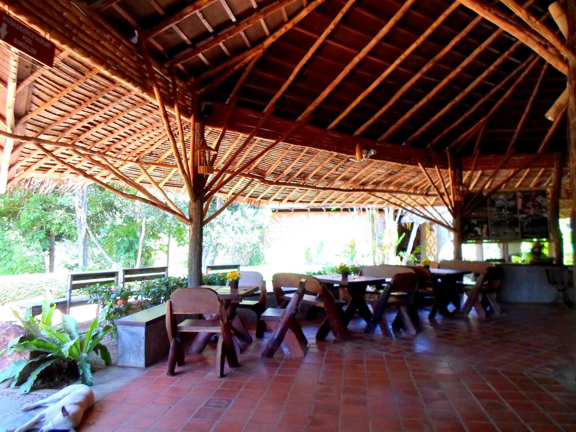 The Cliff & River Jungle Resort Phanom Exteriör bild