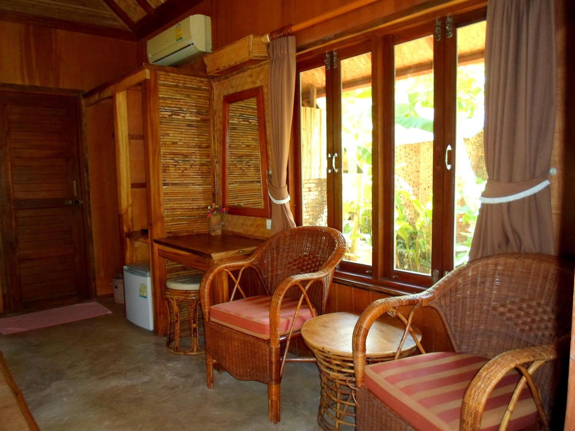 The Cliff & River Jungle Resort Phanom Exteriör bild