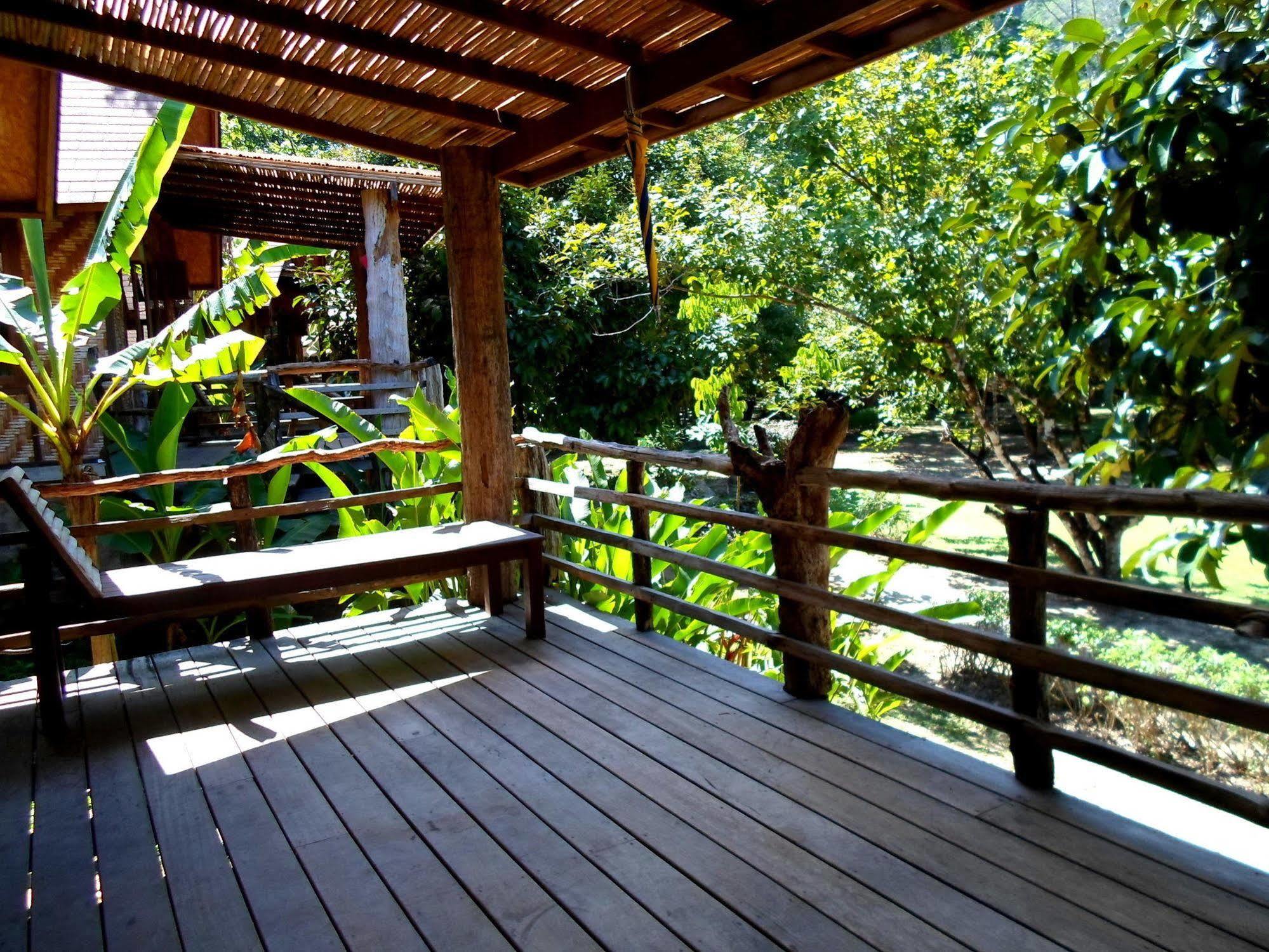 The Cliff & River Jungle Resort Phanom Exteriör bild